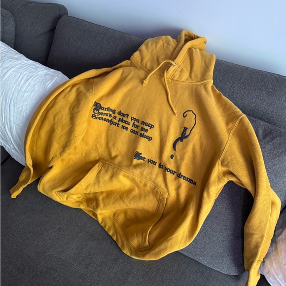 Official Halsey Merchandise - Picture 1 of 5